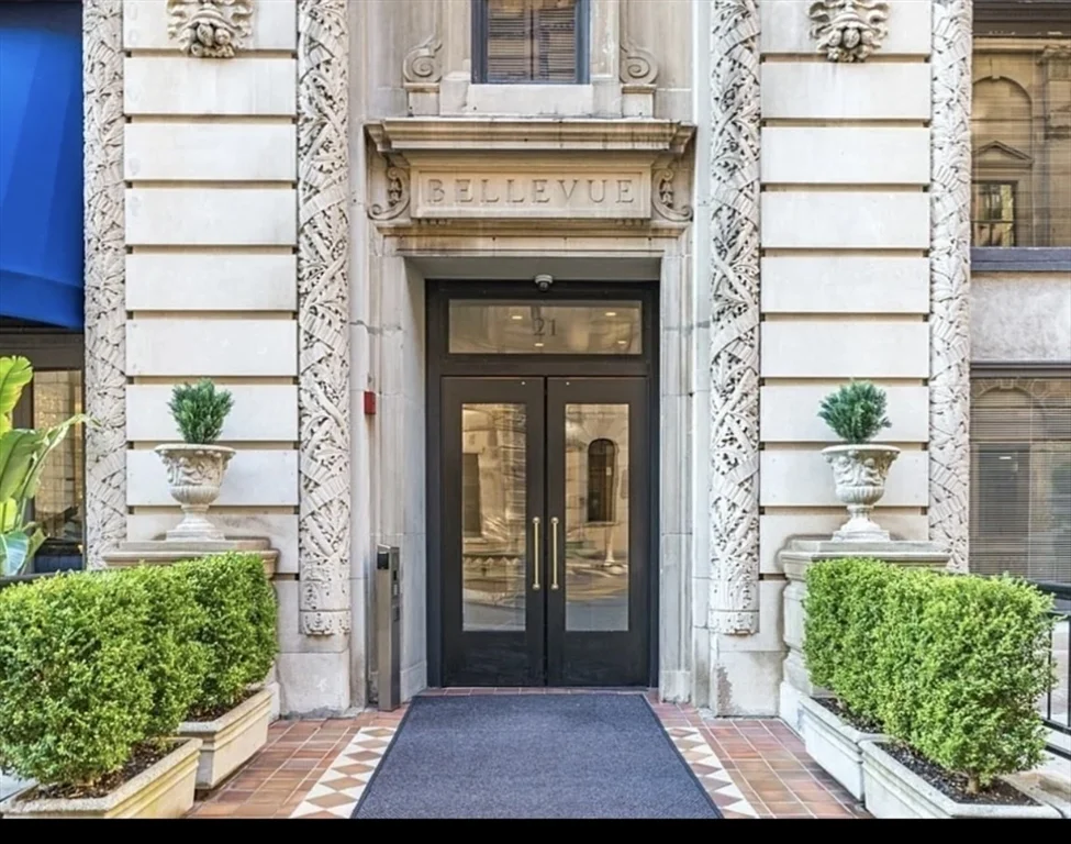 1 bed, 1 bath apartment for rent at 21 Beacon Unit 11A, Beacon Hill — photo 1 of 11