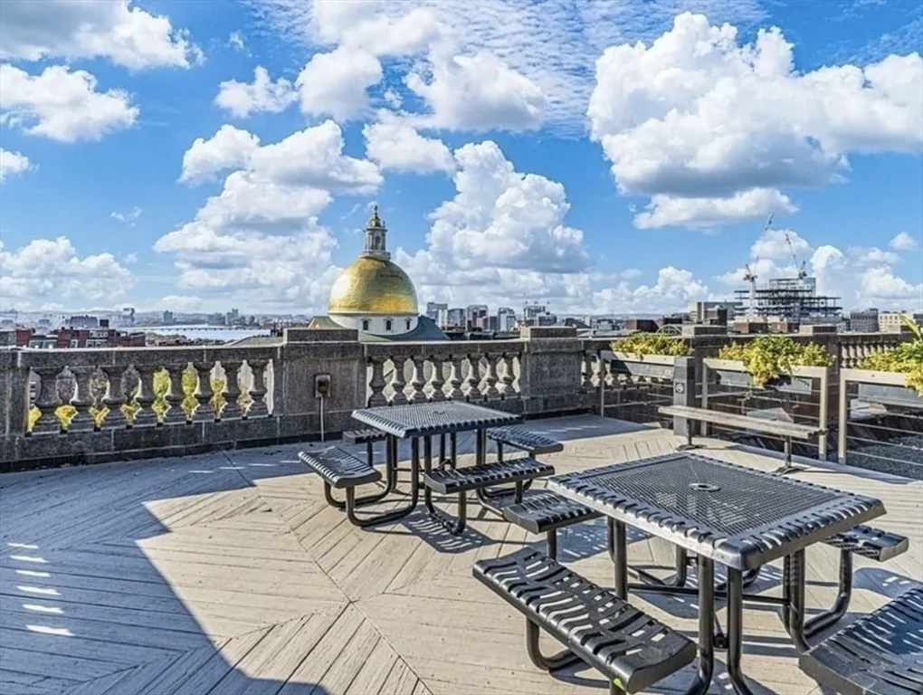 1 bed, 1 bath apartment for rent at 21 Beacon Unit 11A, Beacon Hill — photo 3 of 11