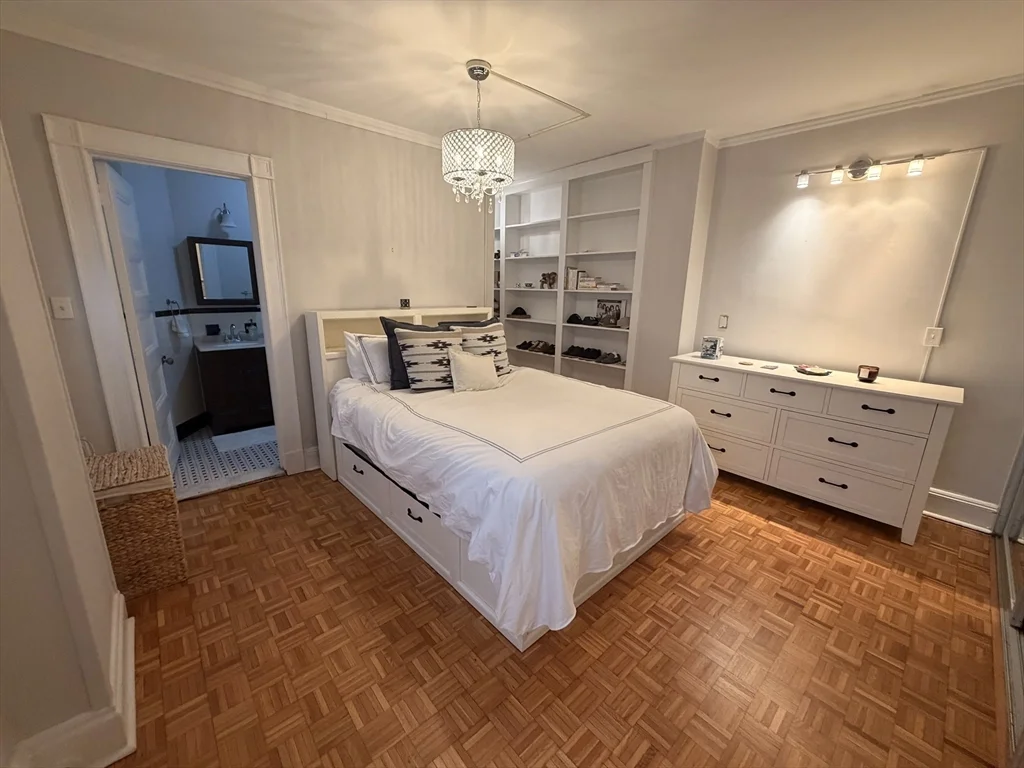 1 bed, 1 bath apartment for rent at 21 Beacon Unit 3N, Boston Downtown — photo 7 of 15