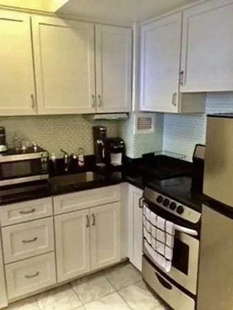 1 bed, 1 bath apartment for rent at 21 Beacon Unit 6D, Beacon Hill — photo 5 of 11