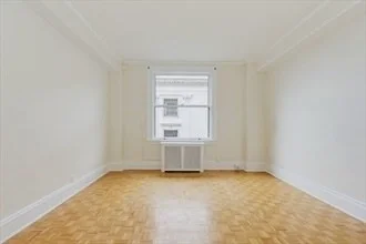 1 bed, 1 bath apartment for rent at 21 Beacon Unit 6J, Boston Downtown — photo 1 of 9