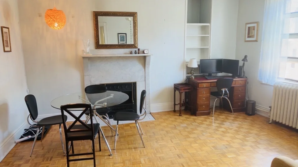 1 bed, 1 bath apartment for rent at 21 Beacon Unit 8A, Boston Downtown — photo 15 of 28