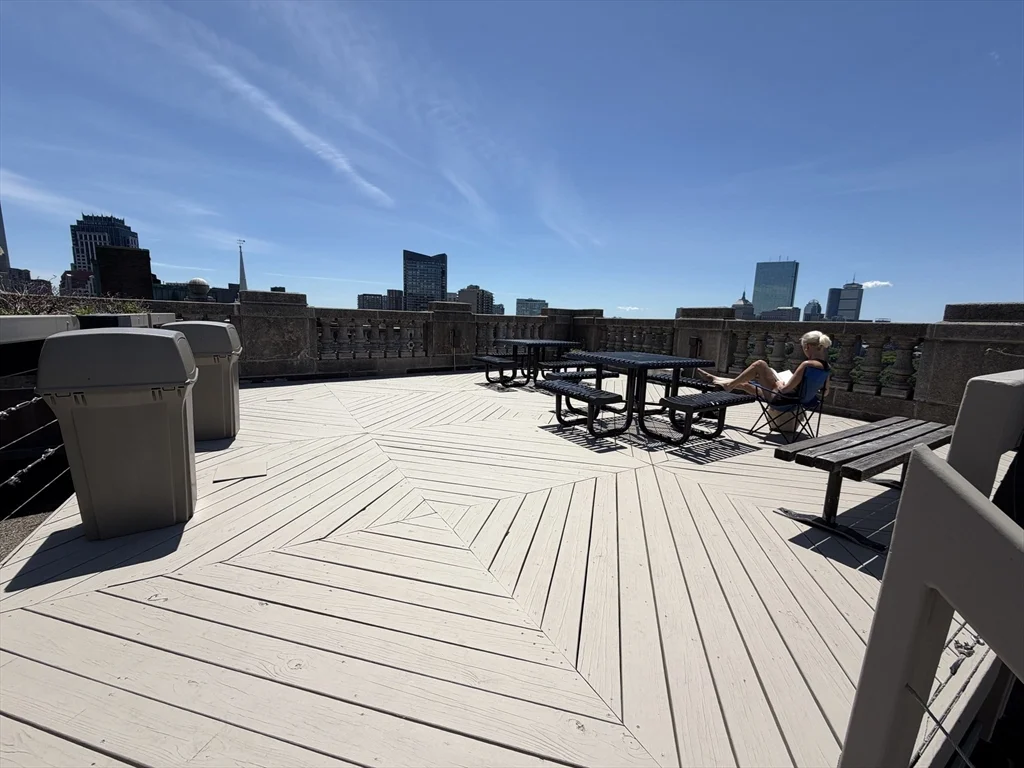 1 bed, 1 bath apartment for rent at 21 Beacon Unit 8A, Boston Downtown — photo 3 of 28