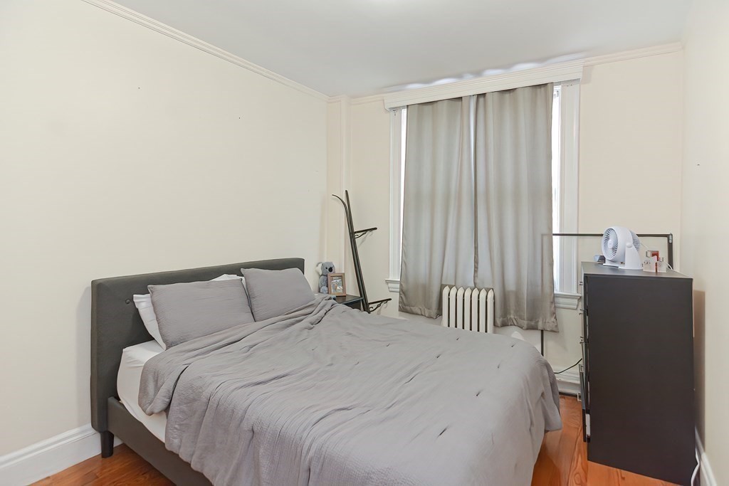 1 bed, 1 bath apartment for rent at 21 Beacon Unit 8C, Beacon Hill — photo 8 of 17