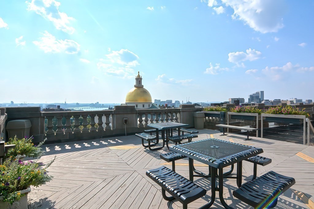 1 bed, 1 bath apartment for rent at 21 Beacon Unit 8C, Beacon Hill — photo 14 of 17