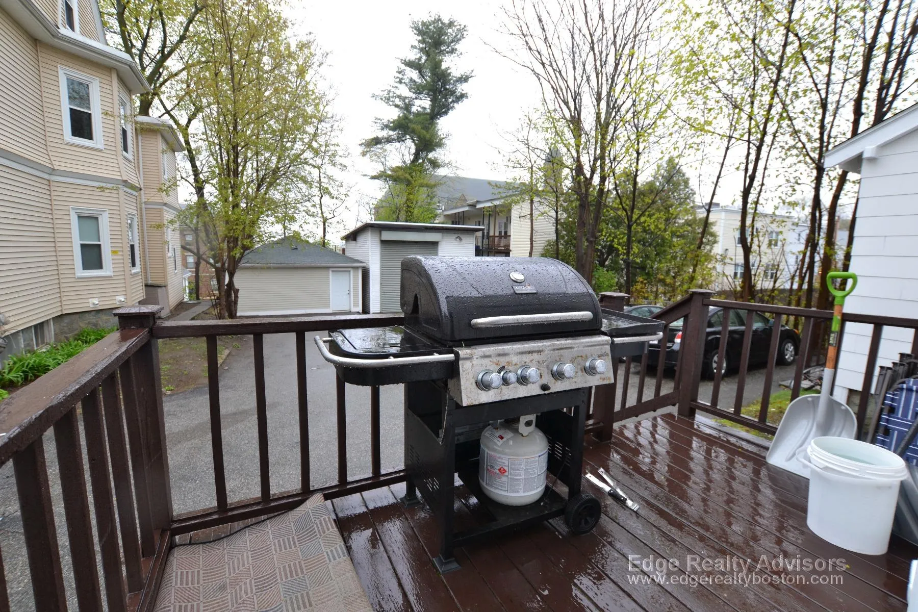 5 bed, 3 bath apartment for rent at 21 Bennett St Unit 1, Oak Square — photo 12 of 12