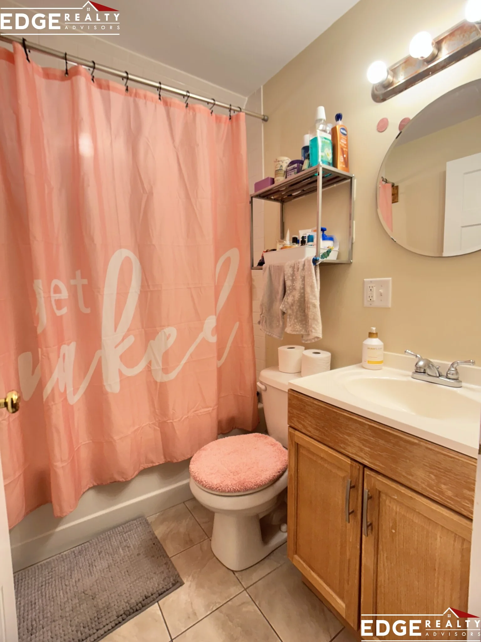 4 bed, 2 bath apartment for rent at 21 Bennett St Unit 2, Oak Square — photo 10 of 10