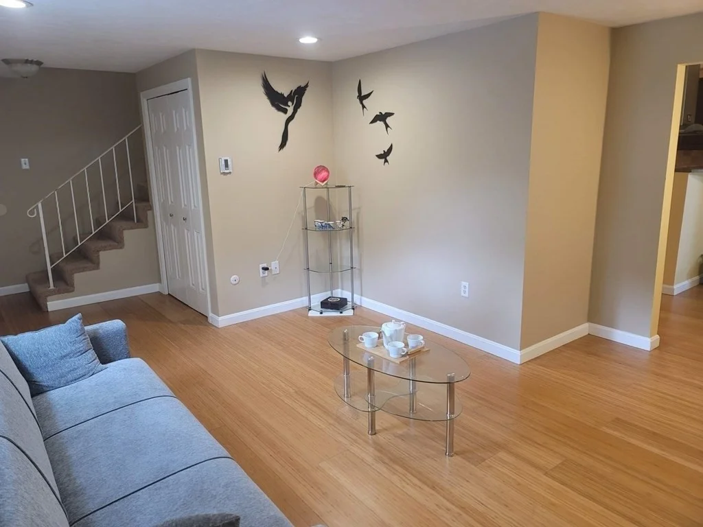 3 bed, 1 bath apartment for rent at 21 Bishop St Unit B, Natick — photo 6 of 16