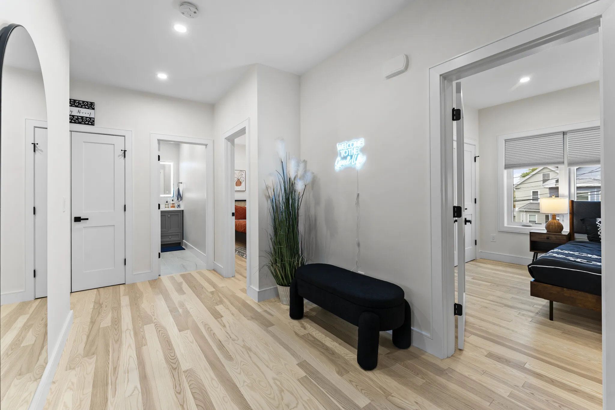 6 bed, 5.5 bath apartment for rent at 21 Bolton St Unit 1, South Side — photo 13 of 35