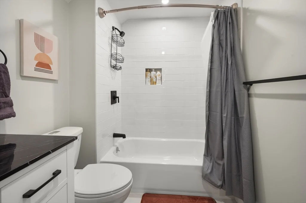 6 bed, 4+ bath apartment for rent at 21 Bolton St Unit 2, Waltham — photo 29 of 38