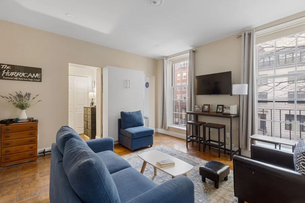 1 bed, 1 bath apartment for rent at 21 Bowdoin St Unit 2B, Beacon Hill — photo 4 of 10