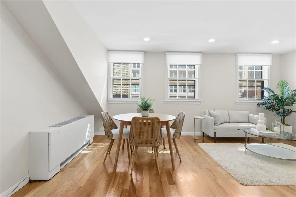 1 bed, 1 bath apartment for rent at 21 Bowdoin St Unit 5C, Beacon Hill — photo 3 of 14
