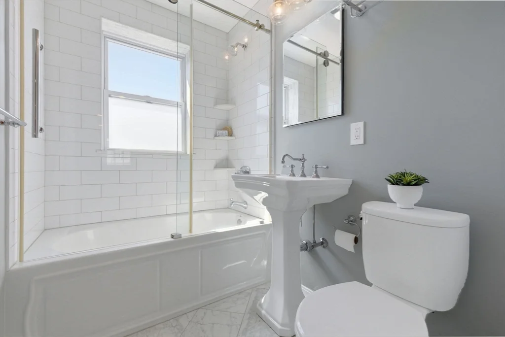 1 bed, 1 bath apartment for rent at 21 Bowdoin St Unit 5C, Beacon Hill — photo 12 of 14