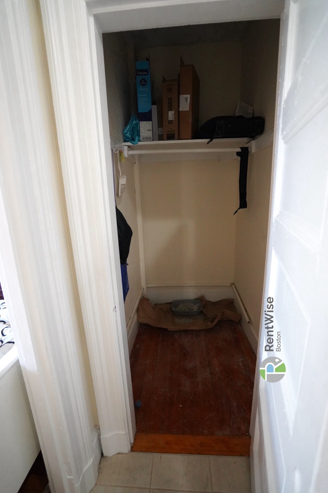 1 bed, 1 bath apartment for rent at 21 Brighton Ave Unit 3, Allston — photo 8 of 11