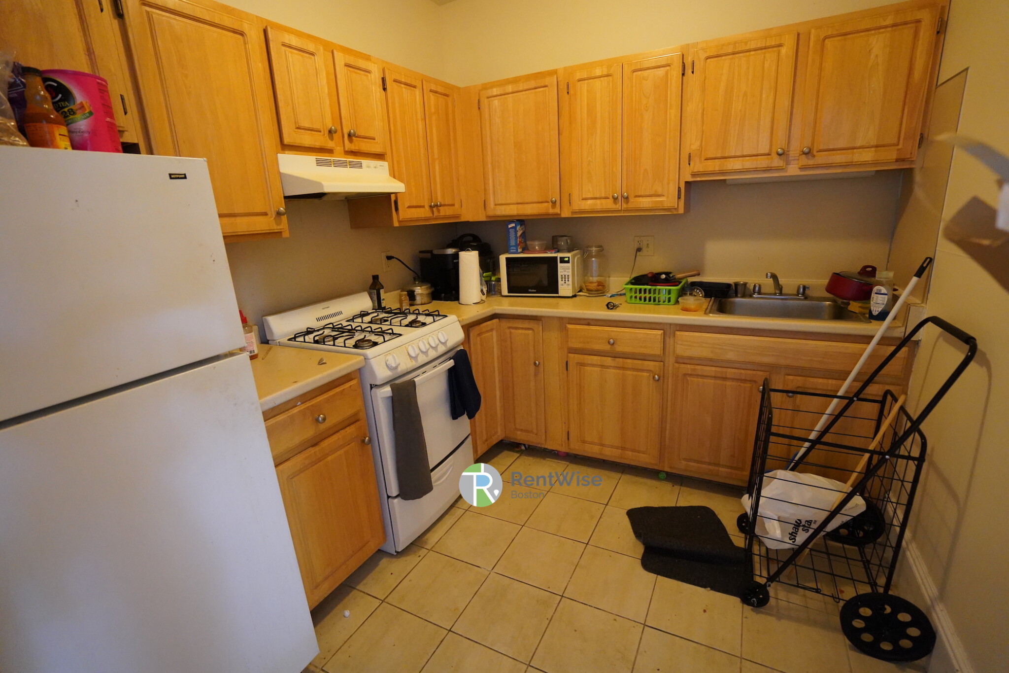 1 bed, 1 bath apartment for rent at 21 Brighton Ave Unit 3, Allston — photo 10 of 11