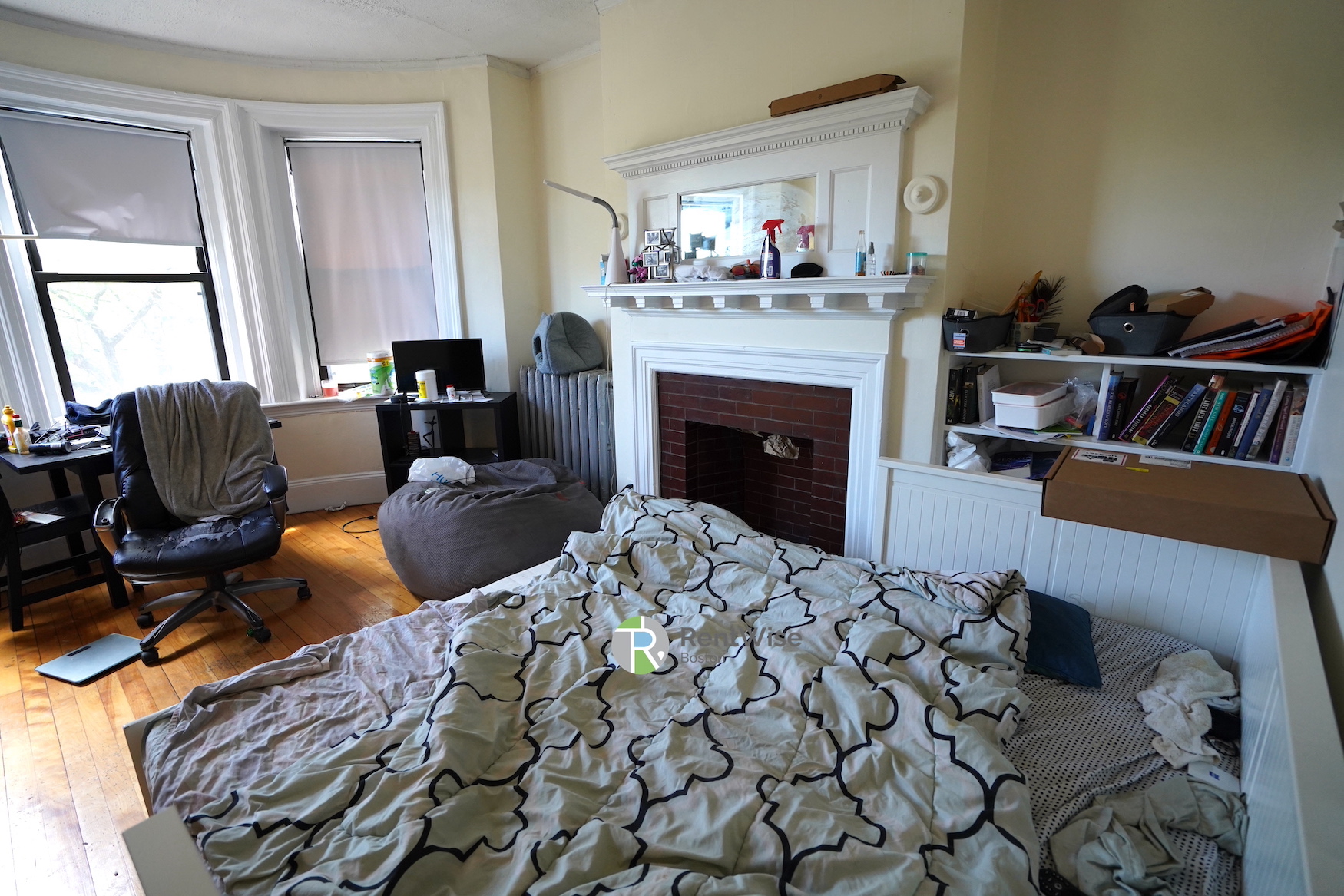 1 bed, 1 bath apartment for rent at 21 Brighton Ave Unit 3, Allston