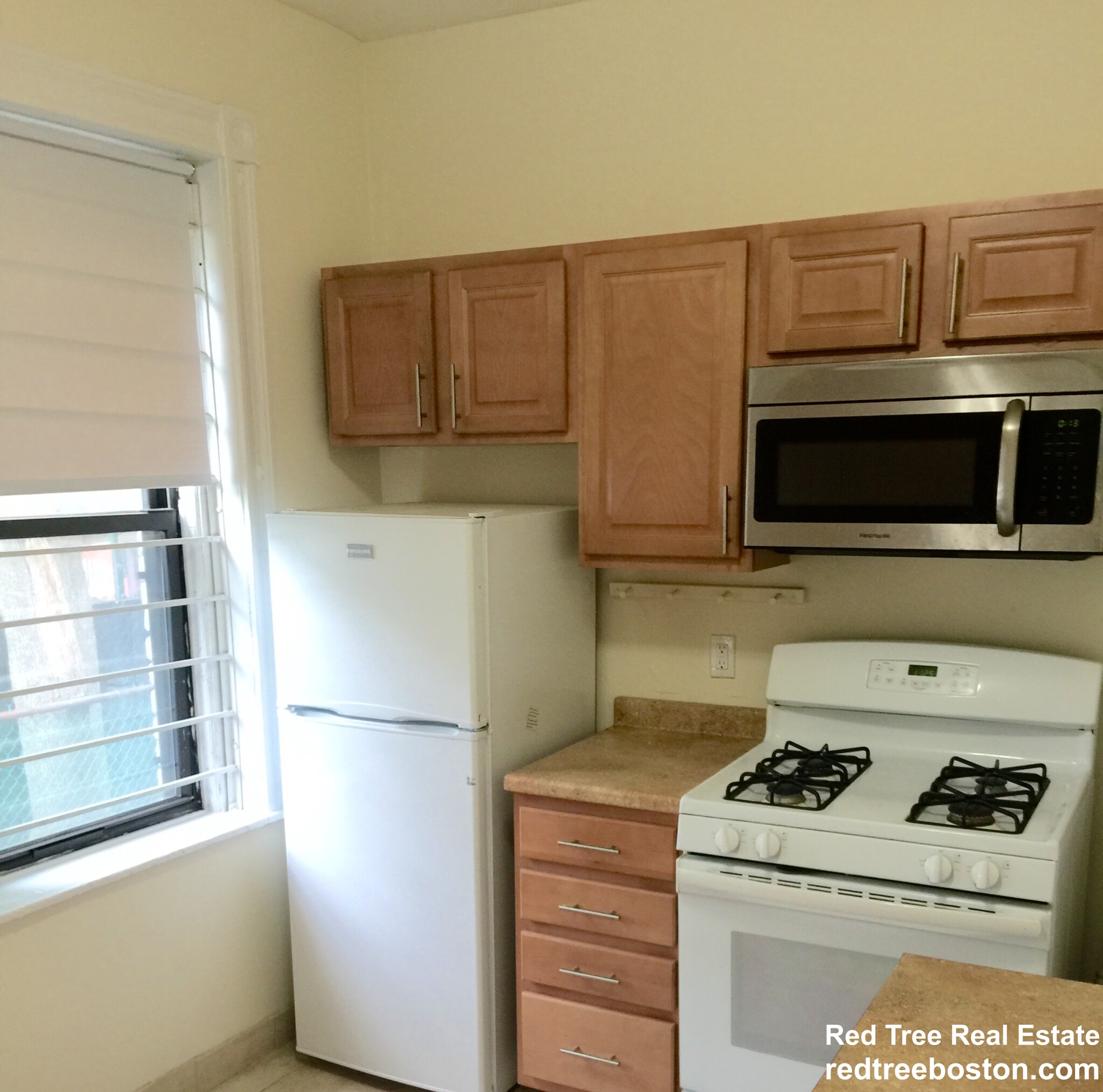 1 bed, 1 bath apartment for rent at 21 Brighton Ave Unit 6, Allston — photo 4 of 7