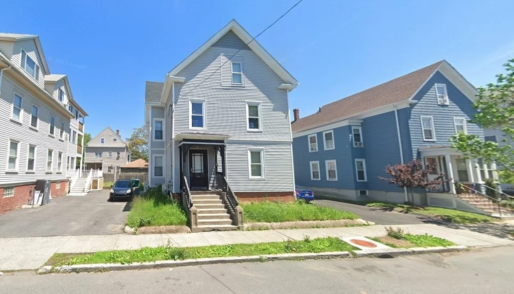 2 bed, 1 bath apartment for rent at 21 Brimblecom St Unit 2, Lynn — photo 10 of 11