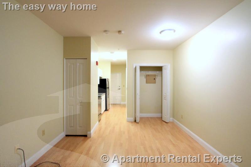 Studio bed, 1 bath apartment for rent at 21 Brookline St Unit 402, Central Square