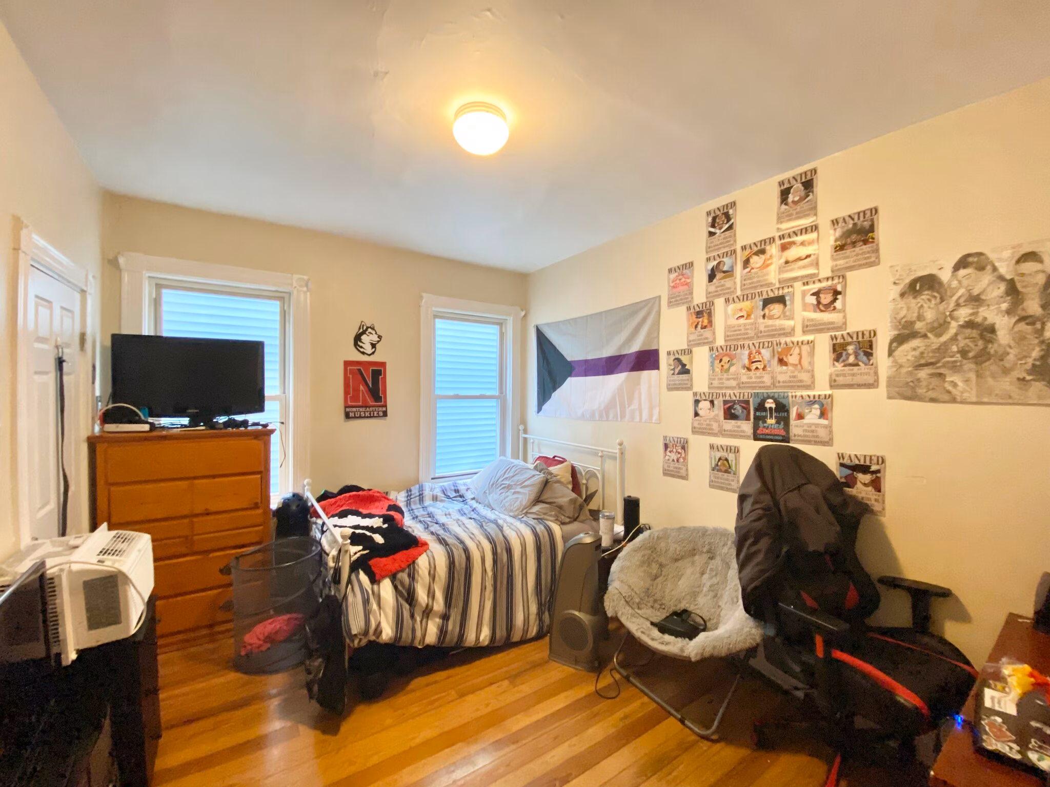 3 bed, 1.5 bath apartment for rent at 21 Bucknam St Unit 1, Mission Hill — photo 3 of 13