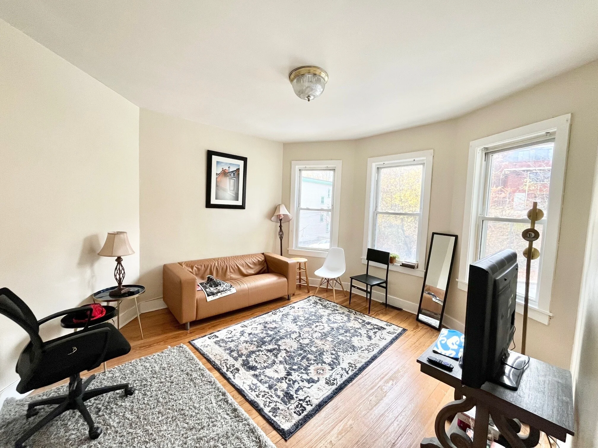 3 bed, 1.5 bath apartment for rent at 21 Bucknam St Unit 1, Mission Hill — photo 1 of 13