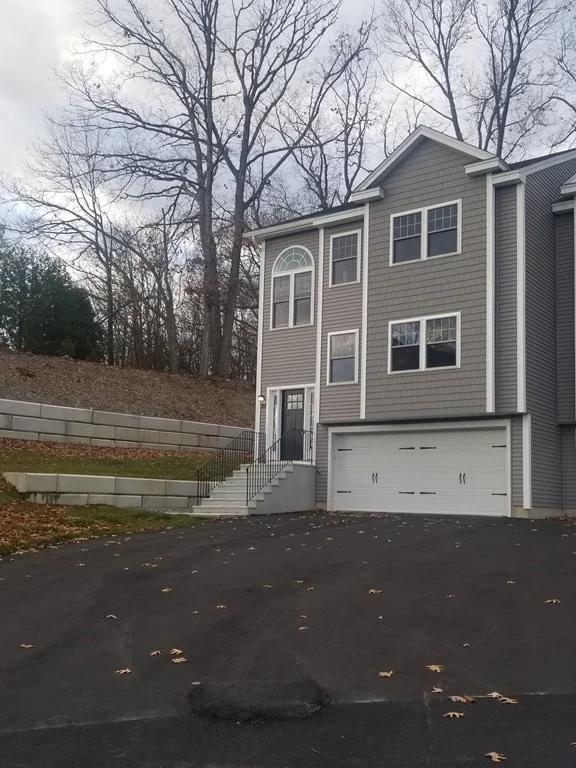 3 bed, 2 bath apartment for rent at 21 Burncoat Heights Unit 0, Burncoat — photo 2 of 36