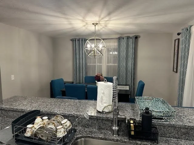 3 bed, 2 bath apartment for rent at 21 Burncoat Heights Unit 0, Burncoat — photo 23 of 36