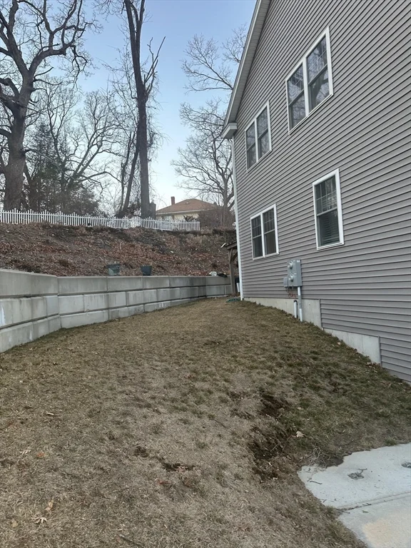 3 bed, 2 bath apartment for rent at 21 Burncoat Heights Unit 0, Burncoat — photo 5 of 36