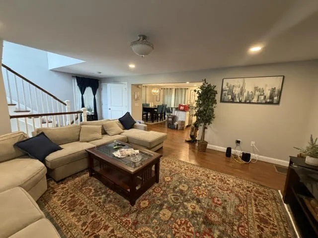 3 bed, 2 bath apartment for rent at 21 Burncoat Hts Unit 0, Burncoat — photo 26 of 38