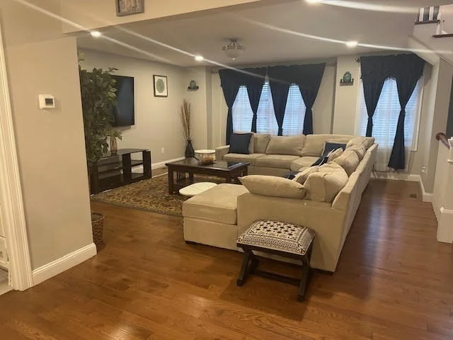 3 bed, 2 bath apartment for rent at 21 Burncoat Hts Unit 0, Burncoat — photo 5 of 38