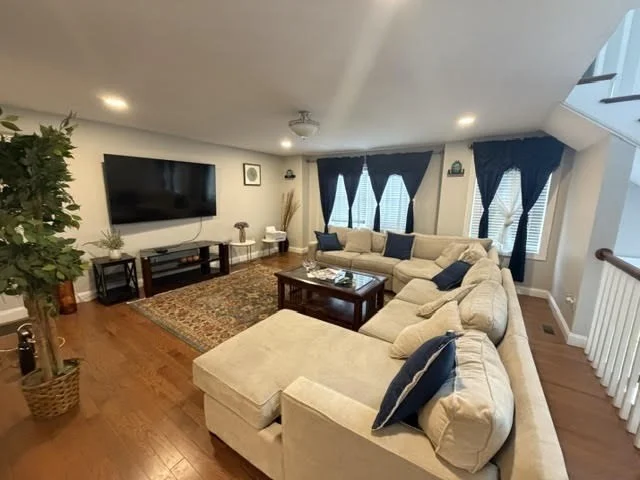 3 bed, 2 bath apartment for rent at 21 Burncoat Hts Unit 0, Burncoat — photo 21 of 38