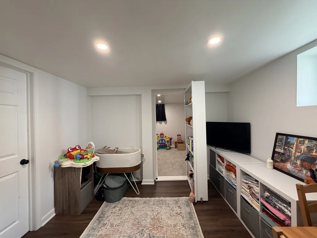 3 bed, 2 bath apartment for rent at 21 Bypass Rd, Lincoln — photo 30 of 42