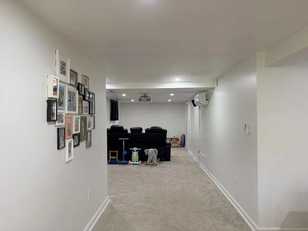 3 bed, 2 bath apartment for rent at 21 Bypass Rd, Lincoln — photo 25 of 42