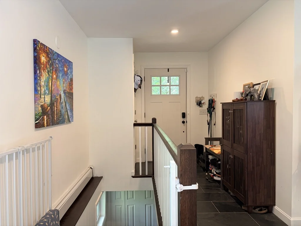3 bed, 2 bath apartment for rent at 21 Bypass Rd, Lincoln — photo 34 of 42