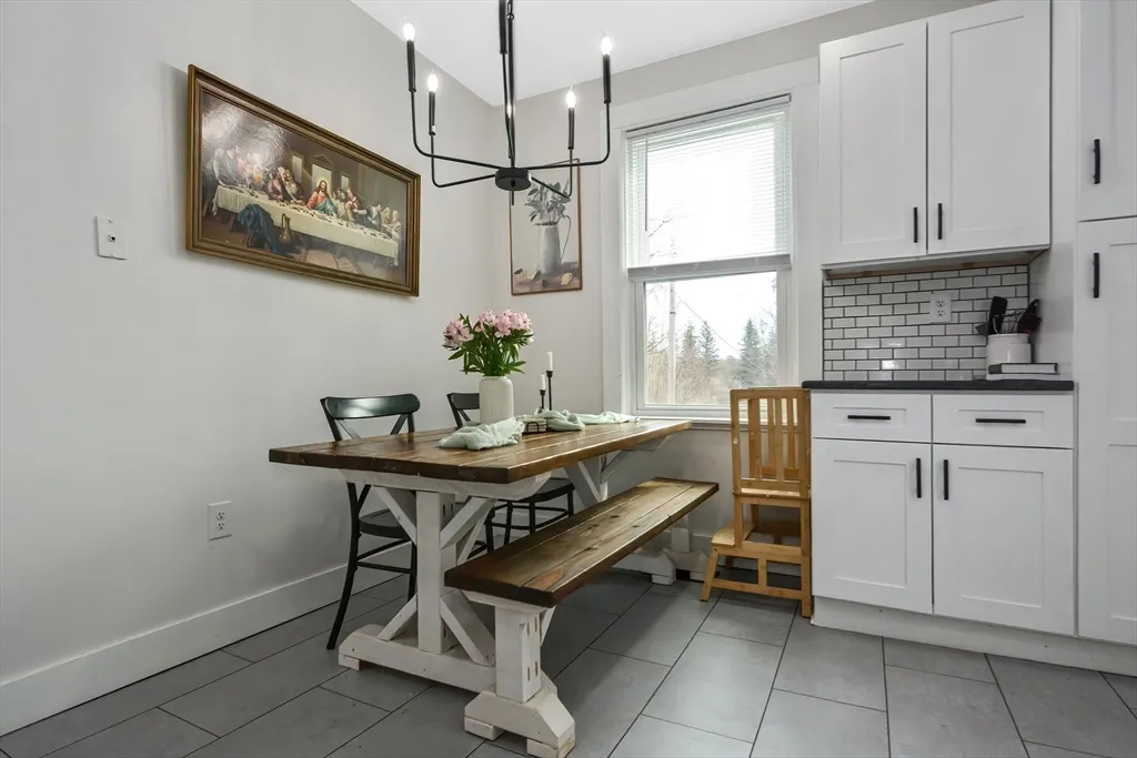 2 bed, 1 bath apartment for rent at 21 Cemetery St Unit 21, Hopedale — photo 3 of 19