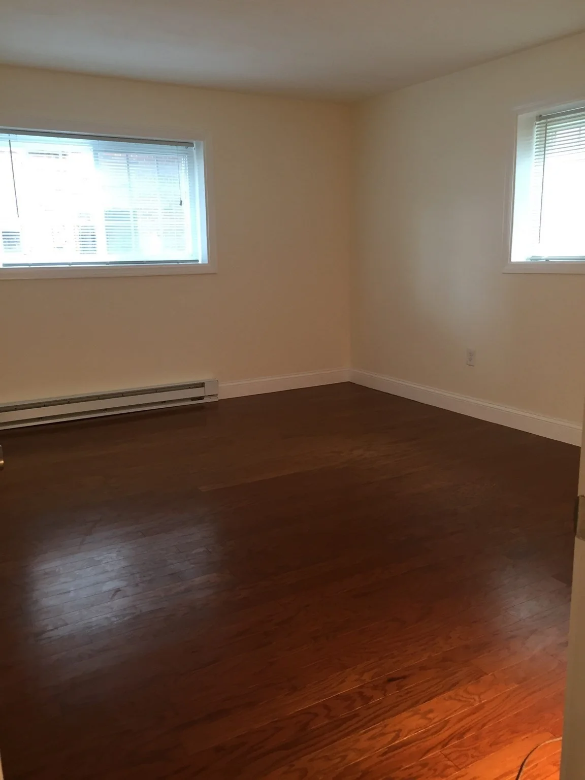 1 bed, 1 bath apartment for rent at 21 Central Ave Unit 21-12, Everett — photo 6 of 7