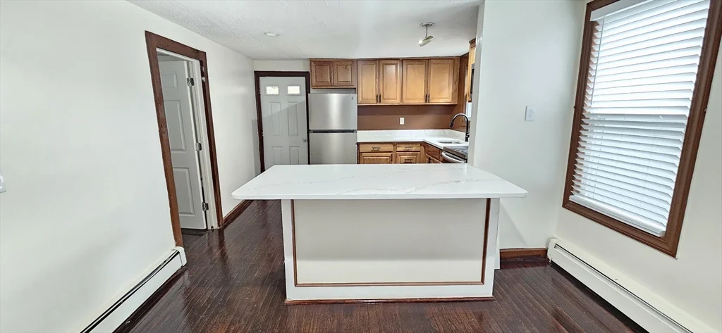 2 bed, 1 bath apartment for rent at 21 Central St Unit 2, Whitman — photo 1 of 11