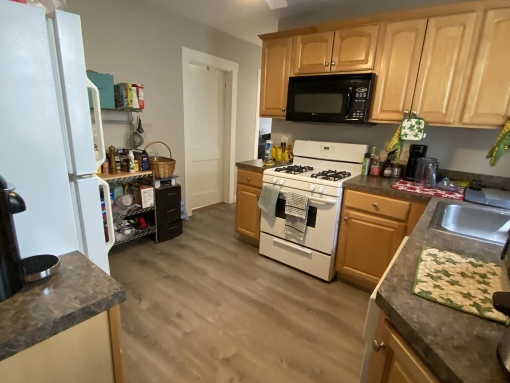 2 bed, 1 bath apartment for rent at 21 Century St Unit 2, Winter Hill — photo 2 of 13