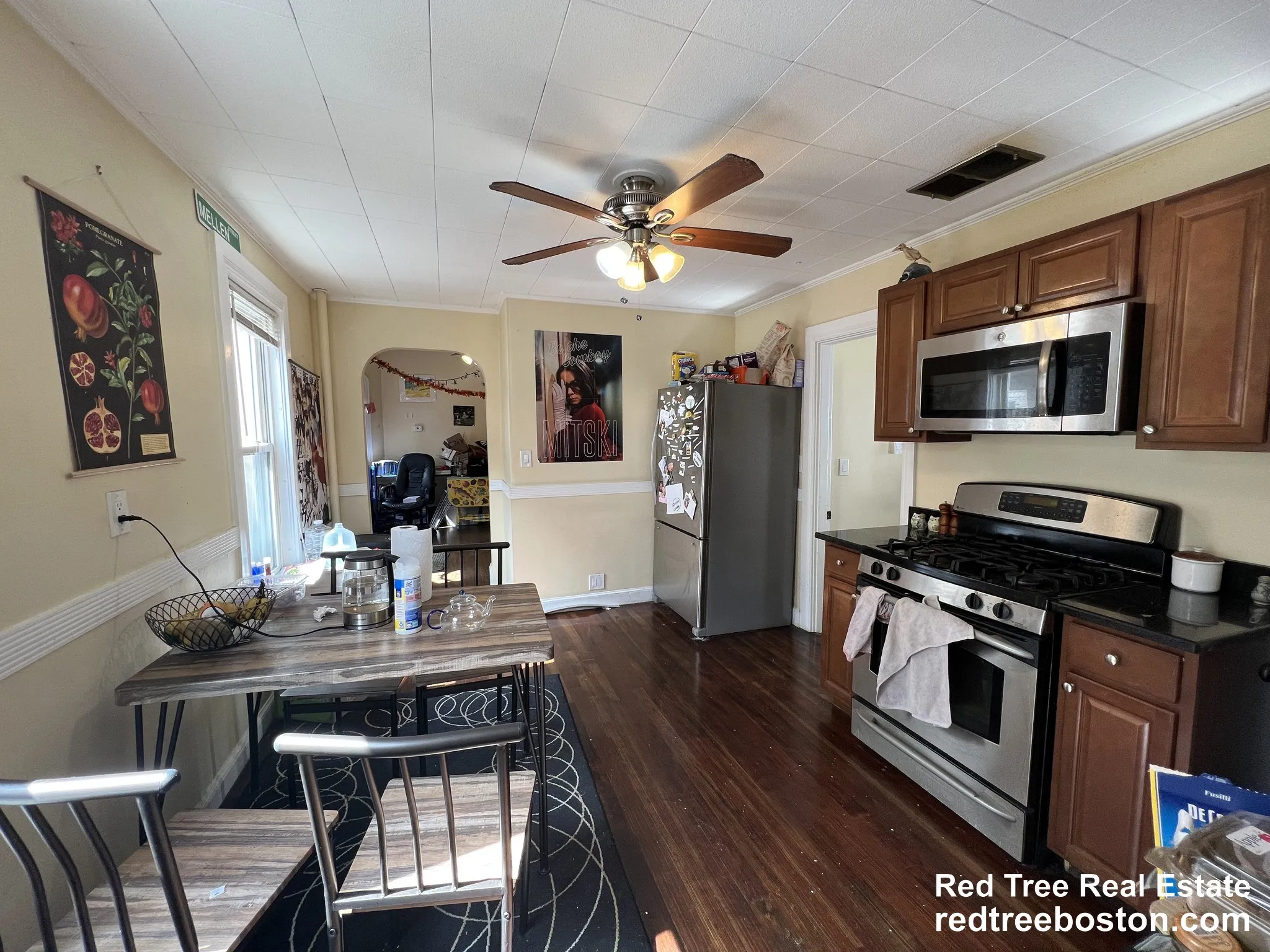 3 bed, 1 bath apartment for rent at 21 Chandler St Unit 2, Tufts — photo 6 of 10