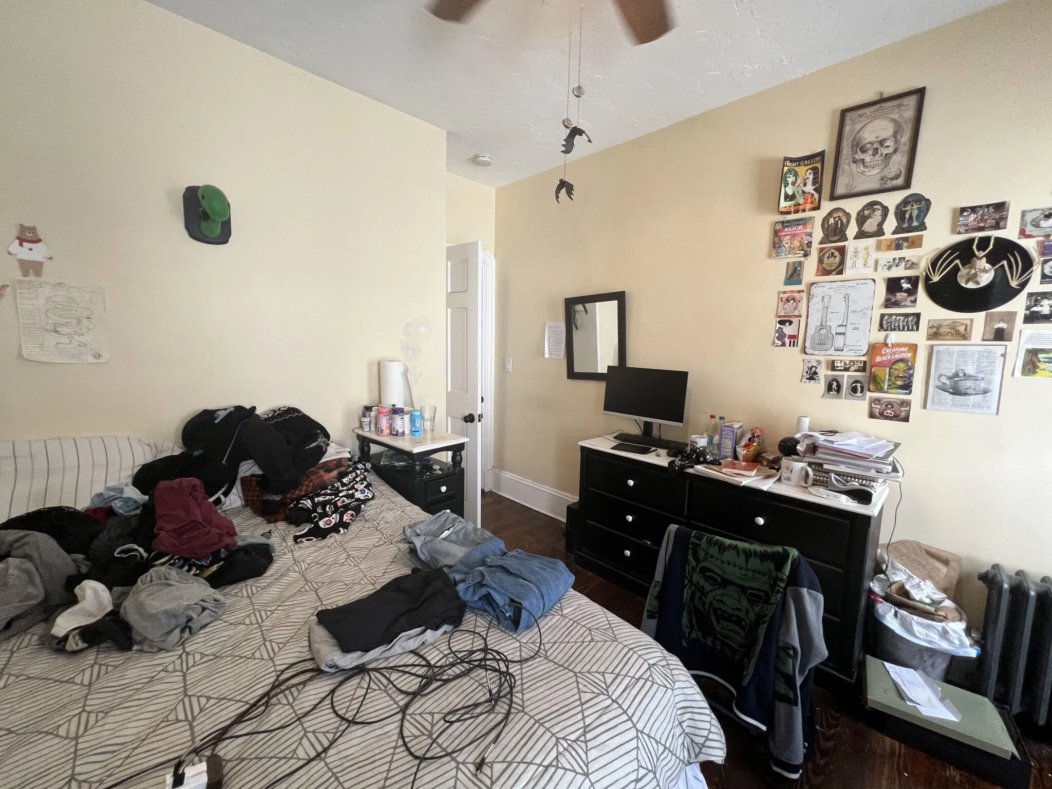 3 bed, 1 bath apartment for rent at 21 Chandler St Unit 21#2, Tufts — photo 4 of 10