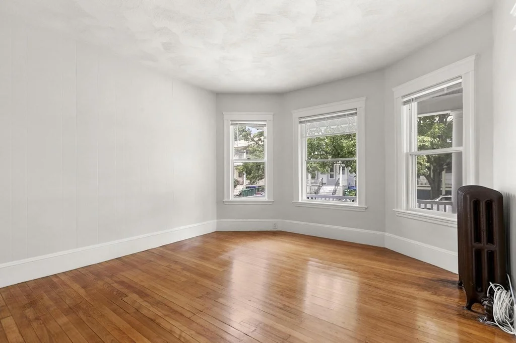 2 bed, 1 bath apartment for rent at 21 Chardon Rd Unit 1, Medford — photo 3 of 27