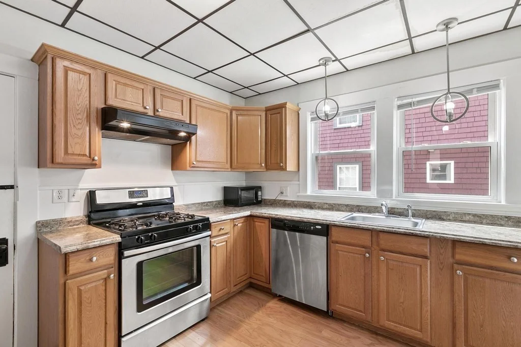 2 bed, 1 bath apartment for rent at 21 Chardon Rd Unit 1, Medford — photo 15 of 27