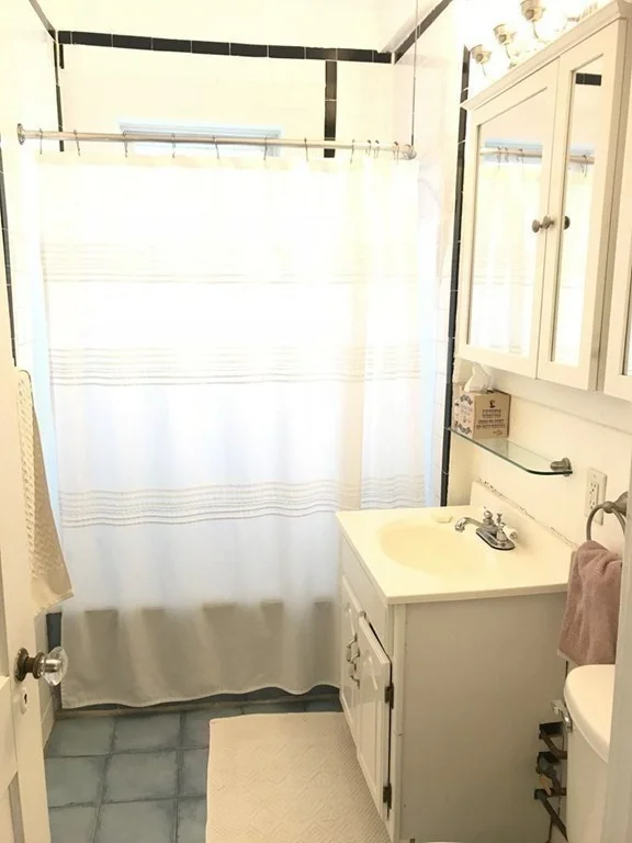 1 bed, 1 bath apartment for rent at 21 Chauncy St Unit 25, Harvard Square — photo 9 of 10