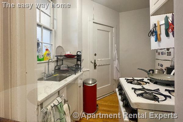 Studio bed, 1 bath apartment for rent at 21 Chauncy St Unit 26, Harvard Square — photo 6 of 8