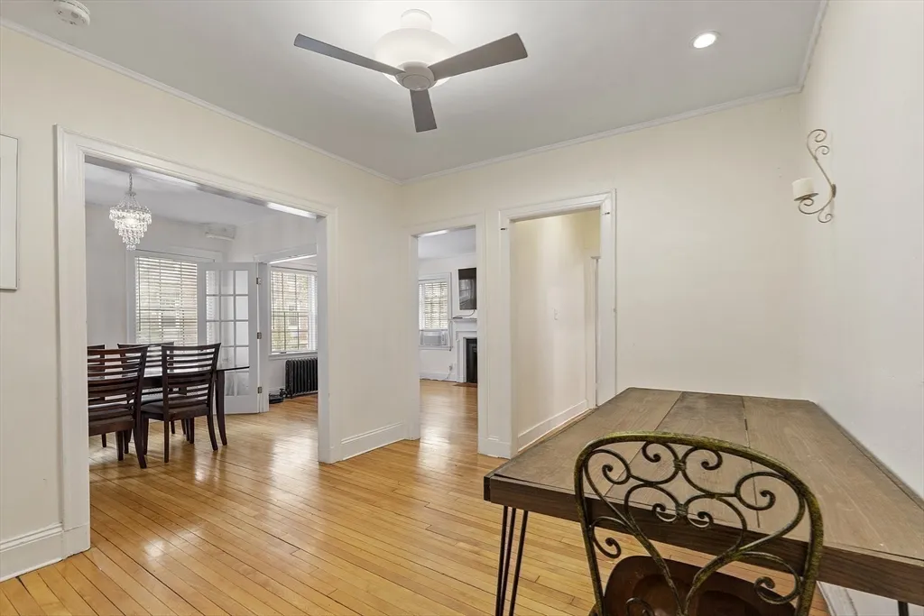 2 bed, 1 bath apartment for rent at 21 Chauncy St Unit 3, Neighborhood Nine — photo 2 of 23