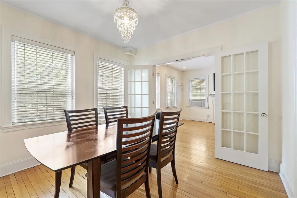 2 bed, 1 bath apartment for rent at 21 Chauncy St Unit 3, Neighborhood Nine — photo 3 of 23