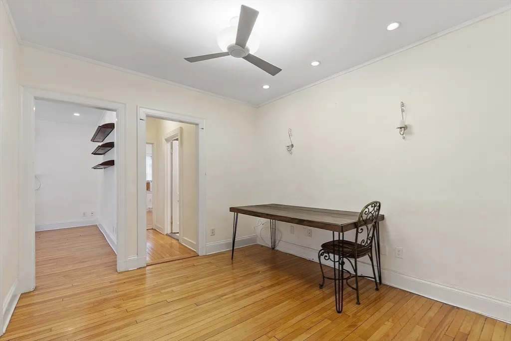 2 bed, 1 bath apartment for rent at 21 Chauncy St Unit 3, Neighborhood Nine — photo 5 of 23