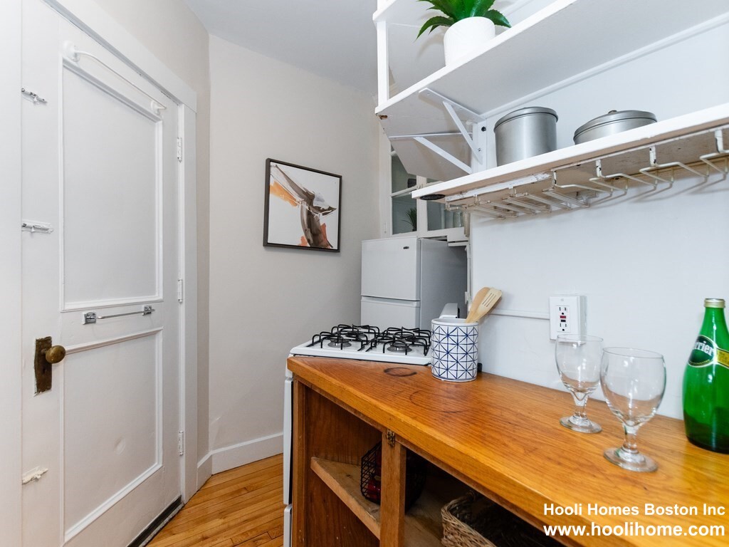 Studio bed, 1 bath apartment for rent at 21 Chauncy St Unit 36, Neighborhood Nine — photo 14 of 25