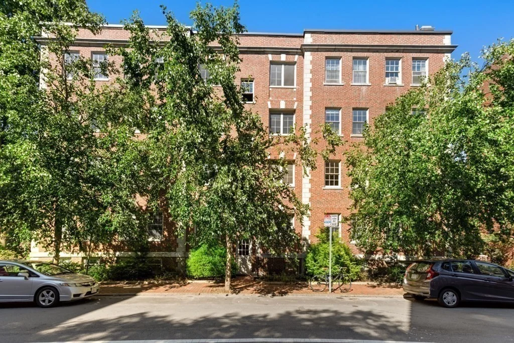 3 bed, 1 bath apartment for rent at 21 Chauncy St Unit 43, Neighborhood Nine — photo 15 of 17