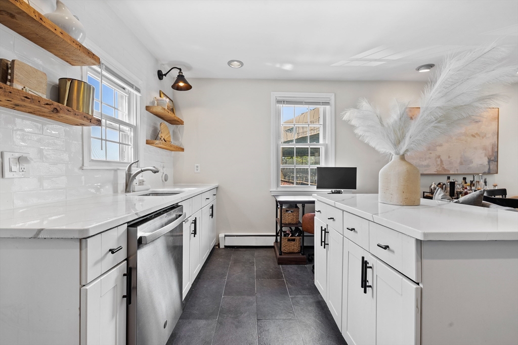 2 bed, 1 bath apartment for rent at 21 Chestnut Unit 4R, Chelsea — photo 12 of 21